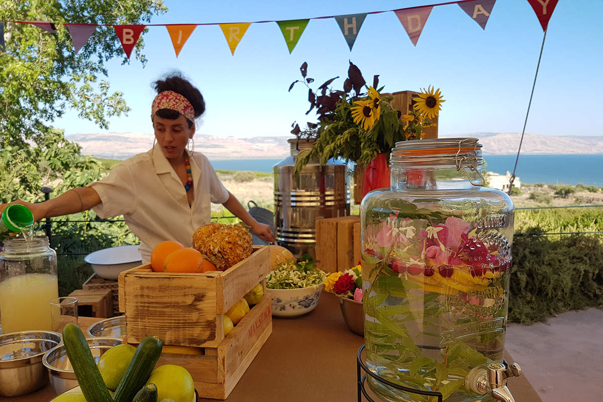 glamping israel 40th birthday party at the Sea of Galilee