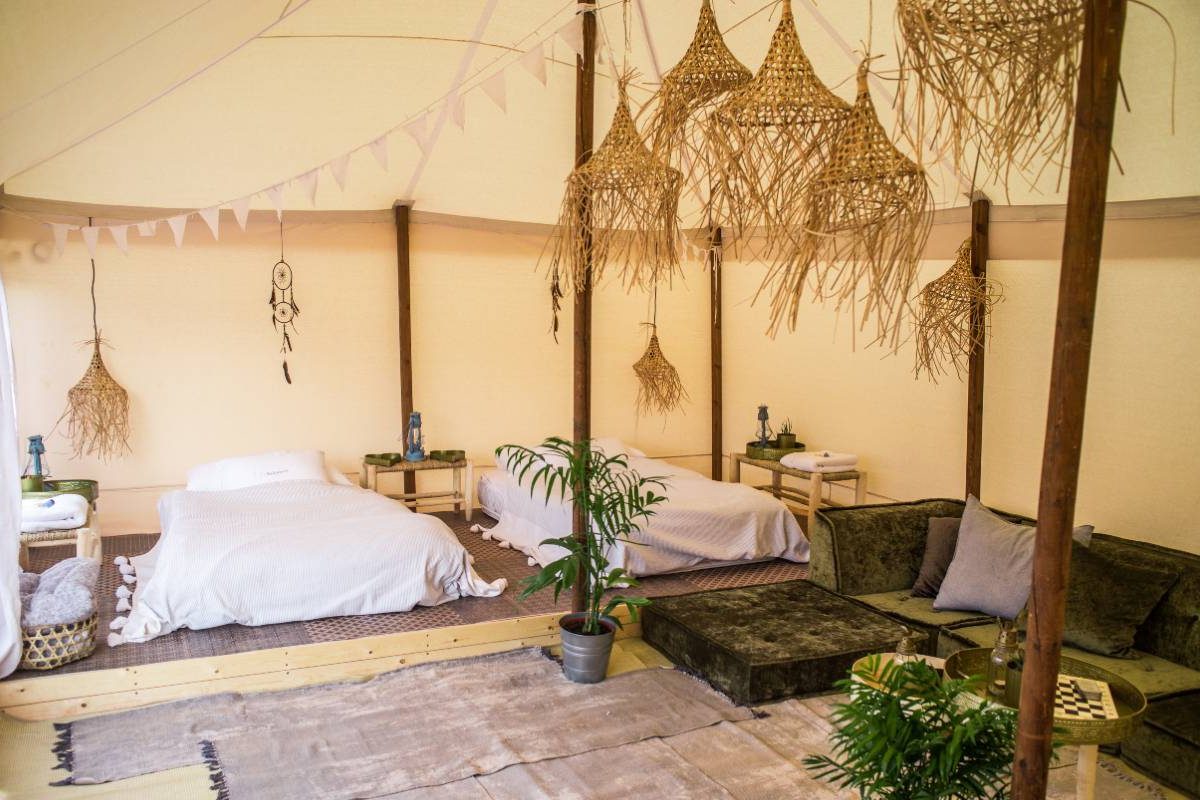 Pop up Oasis desert glamping in israel