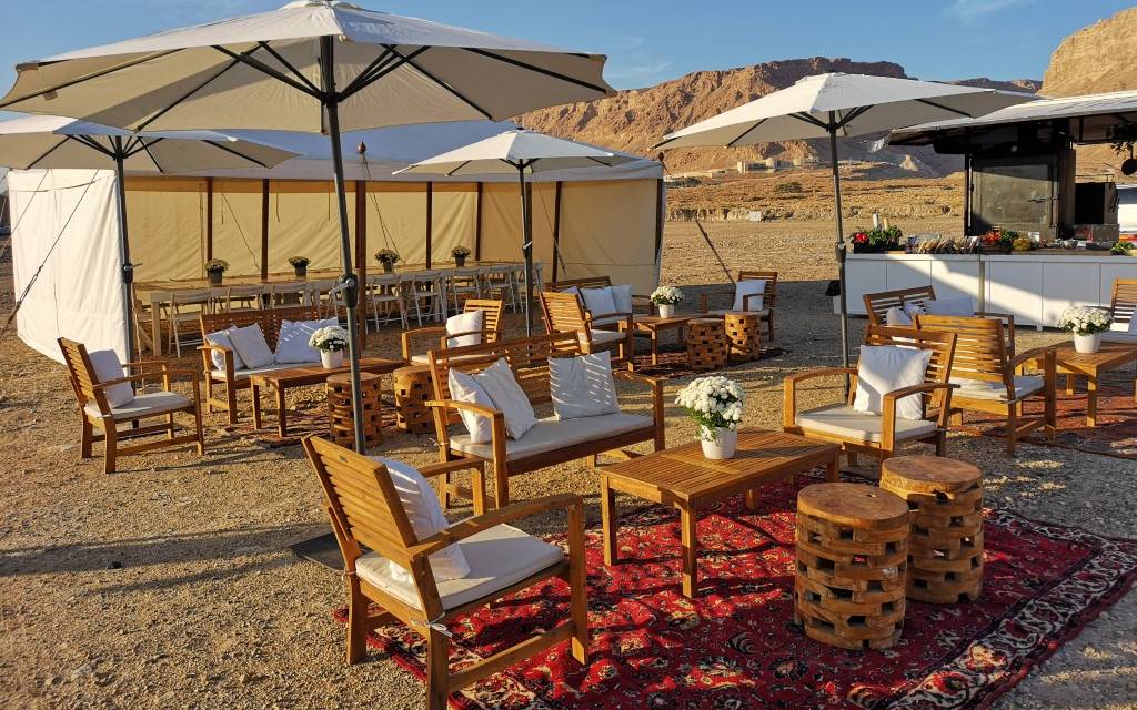 glamping breakfast israel mazada